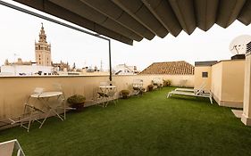 Guzman El Bueno Suites